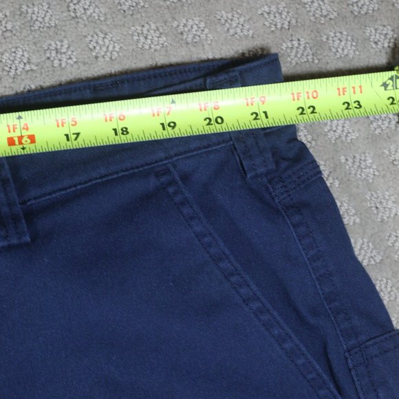 Duluth Trading Size 44x10 Navy Blue Cargo Shorts - Picture 3 of 5